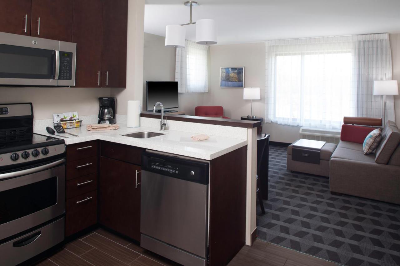Towneplace Suites By Marriottdetroit Canton Eksteriør billede